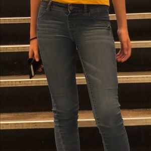 Arizona Jean size 1 full length medium wash